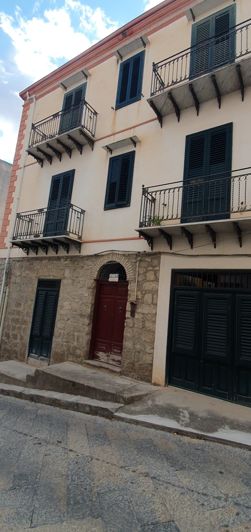 Image No.42-2 Bed Apartment for sale