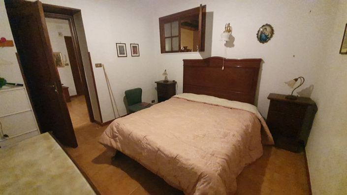 Image No.28-3 Bed Apartment for sale