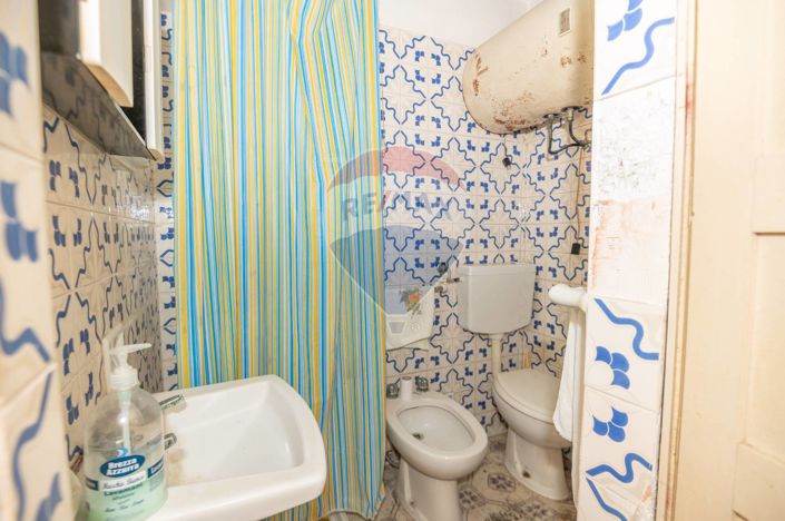 Image No.10-2 Bed House for sale