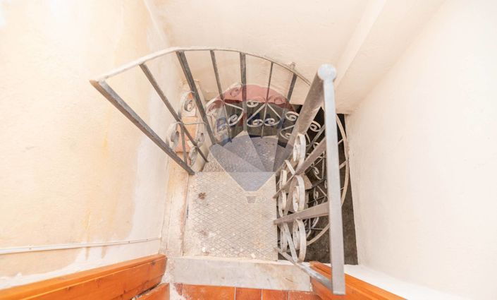 Image No.19-3 Bed House for sale