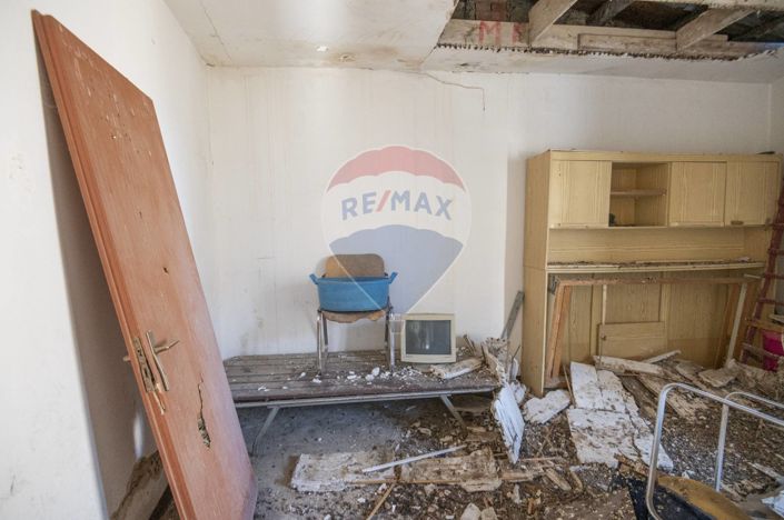 Image No.4-1 Bed House for sale