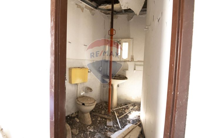 Image No.6-1 Bed House for sale