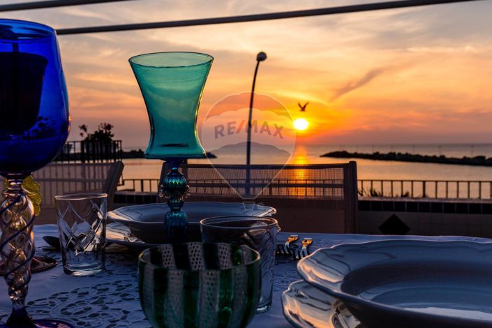 Image No.43-5 Bed Villa for sale