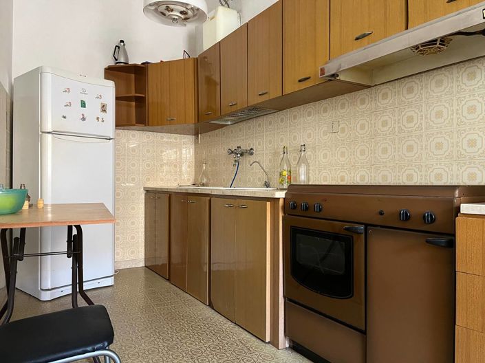 Image No.12-2 Bed House for sale