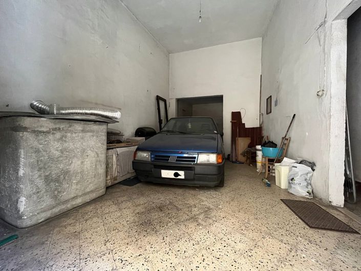 Image No.3-2 Bed House for sale