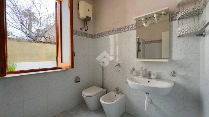 Image No.11-3 Bed Villa for sale