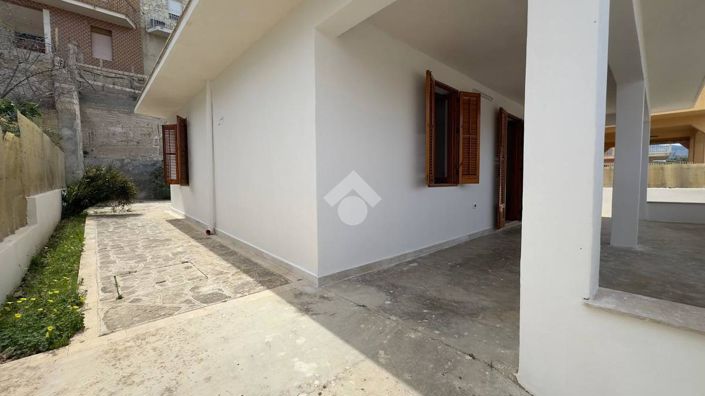 Image No.3-3 Bed Villa for sale