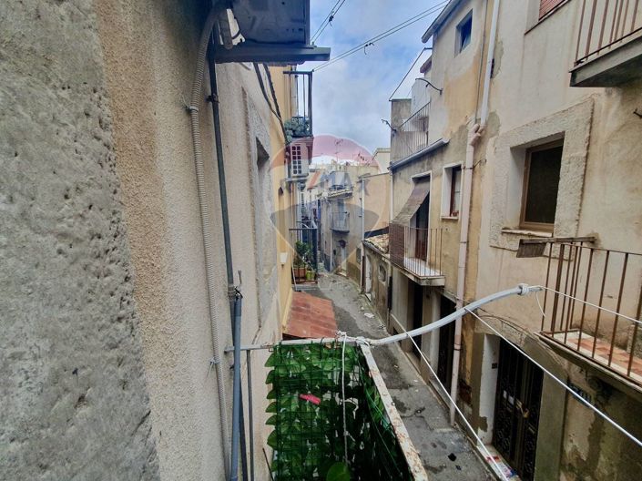 Image No.20-2 Bed Apartment for sale