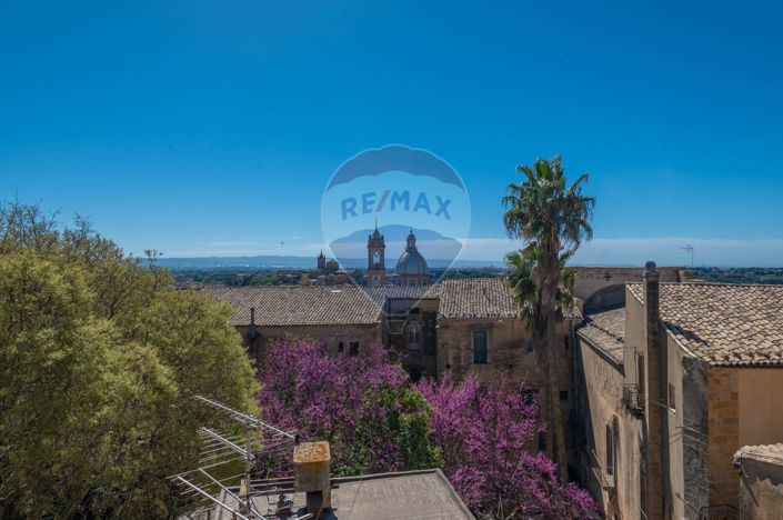 Image No.19-2 Bed House for sale