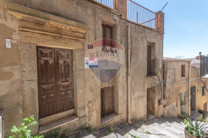 Image No.22-2 Bed House for sale