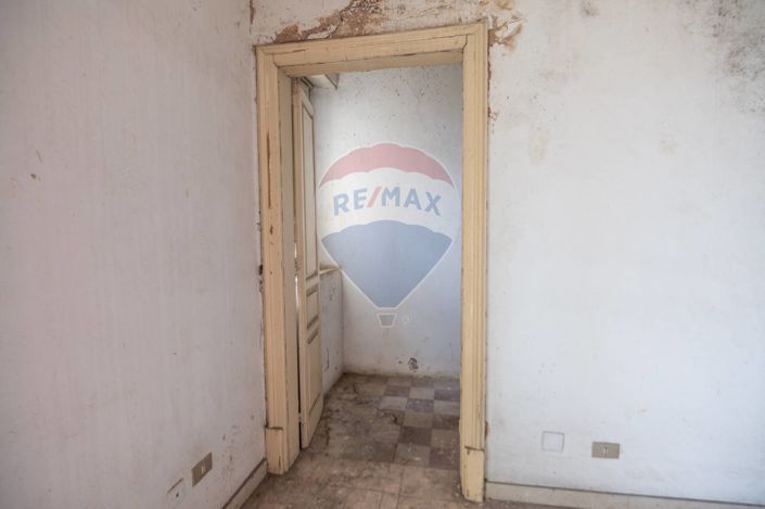 Image No.22-3 Bed Apartment for sale