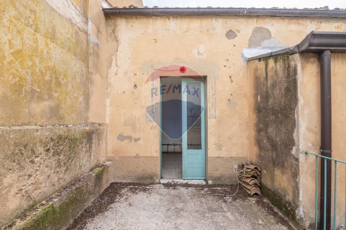 Image No.30-3 Bed Apartment for sale