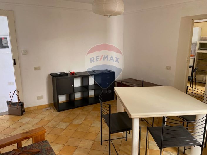 Image No.6-1 Bed House for sale