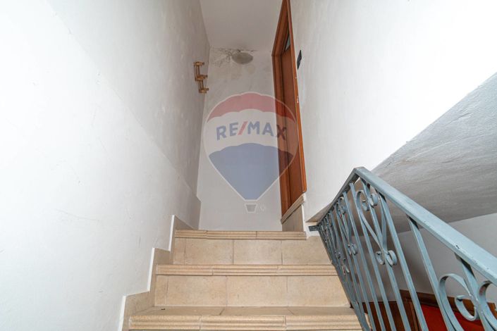 Image No.2-2 Bed House for sale