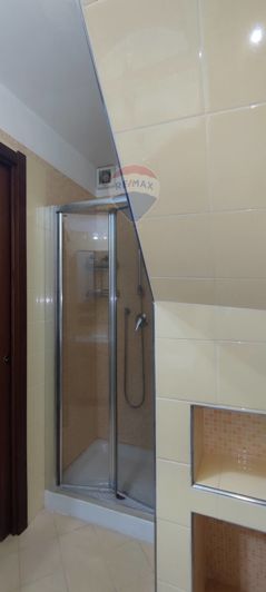 Image No.27-2 Bed House for sale