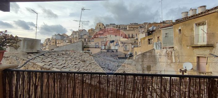 Image No.38-2 Bed House for sale