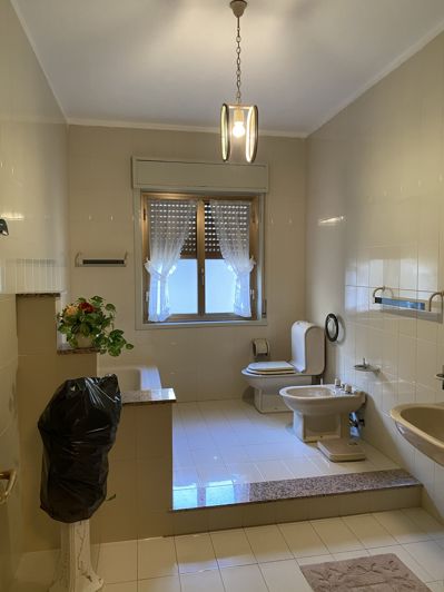 Image No.15-6 Bed House for sale