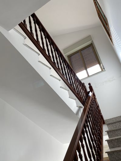 Image No.7-6 Bed House for sale