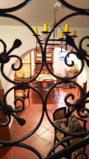 Image No.19-6 Bed Property for sale