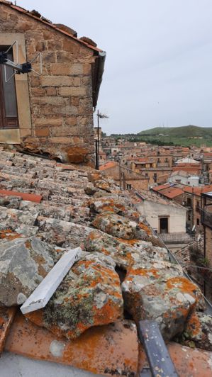 Image No.32-6 Bed Property for sale