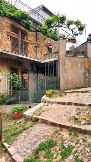 Image No.34-6 Bed Property for sale