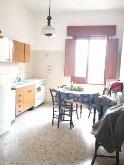 Image No.2-2 Bed House for sale