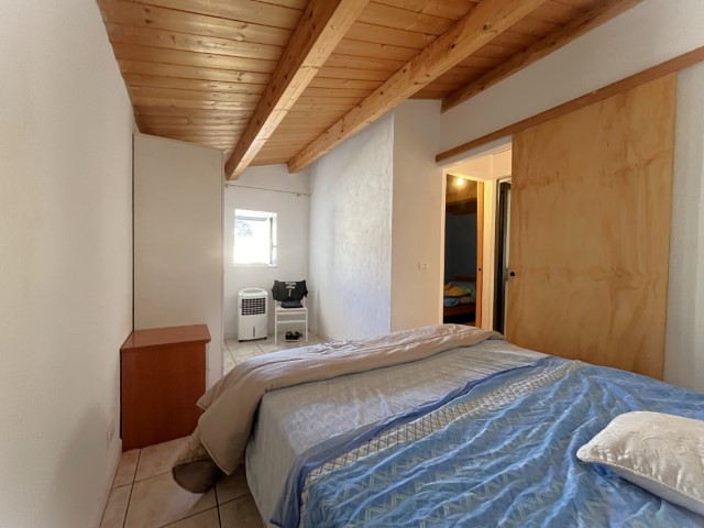 Image No.17-2 Bed House for sale