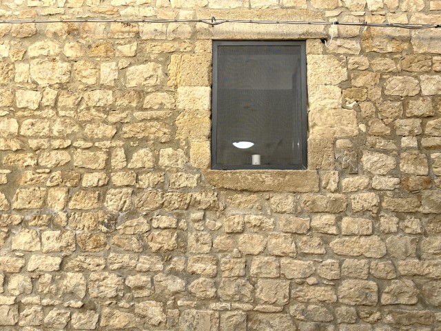 Image No.5-2 Bed House for sale