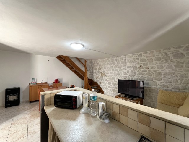 Image No.7-2 Bed House for sale