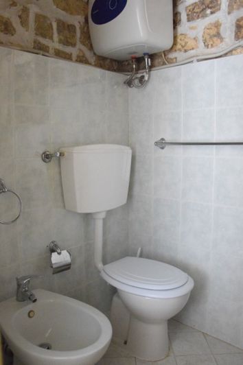 Image No.42-2 Bed House for sale