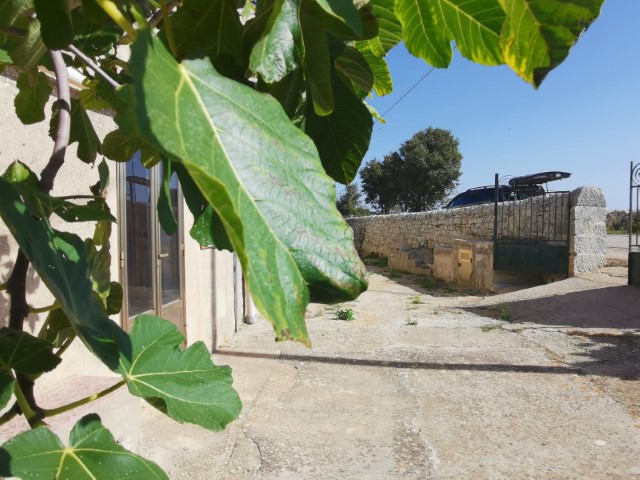 Image No.16-2 Bed Property for sale