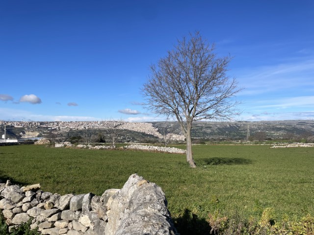 Image No.27-2 Bed Property for sale