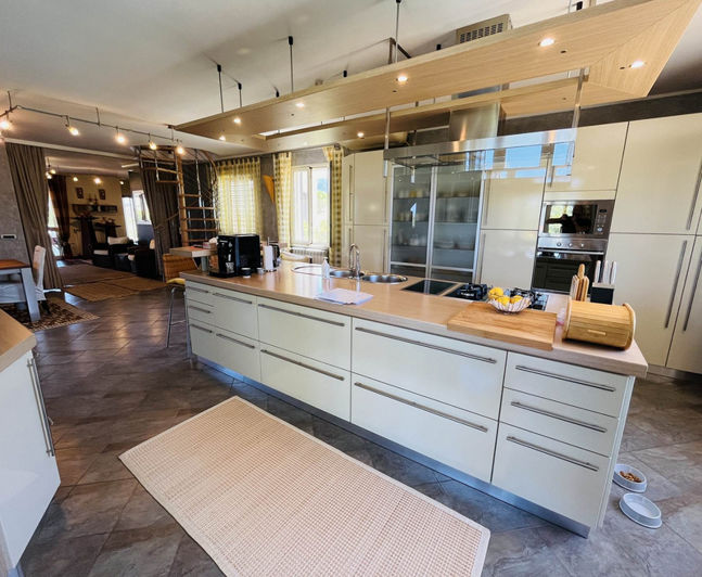 Image No.11-4 Bed Villa for sale