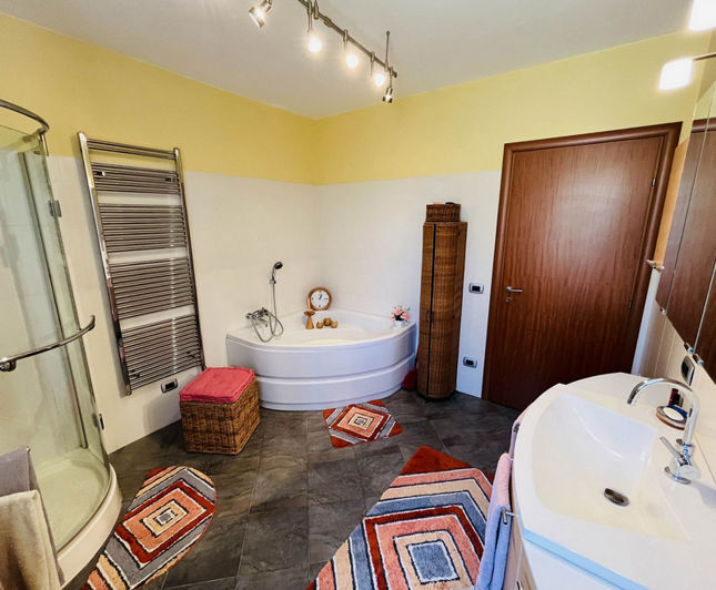 Image No.24-4 Bed Villa for sale