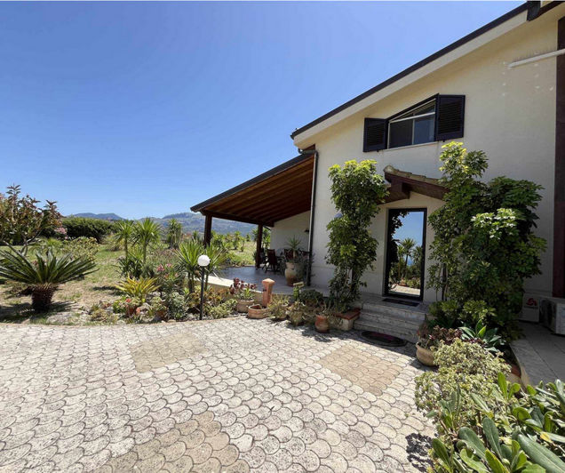 Image No.31-4 Bed Villa for sale