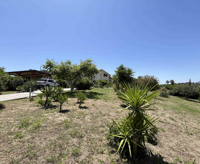 Image No.43-4 Bed Villa for sale