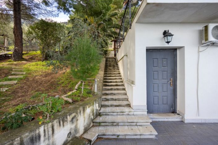 Image No.30-2 Bed Villa for sale