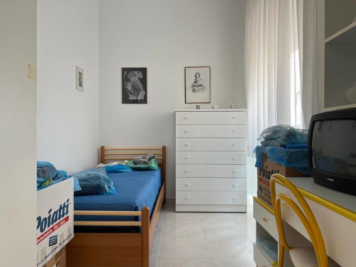 Image No.23-2 Bed House for sale