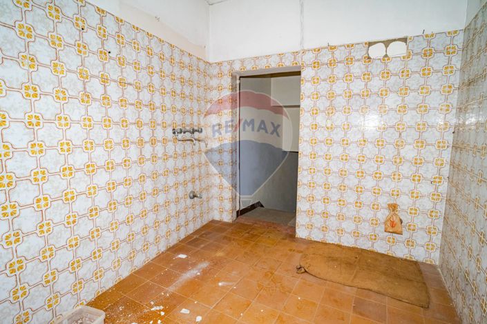 Image No.14-2 Bed House for sale