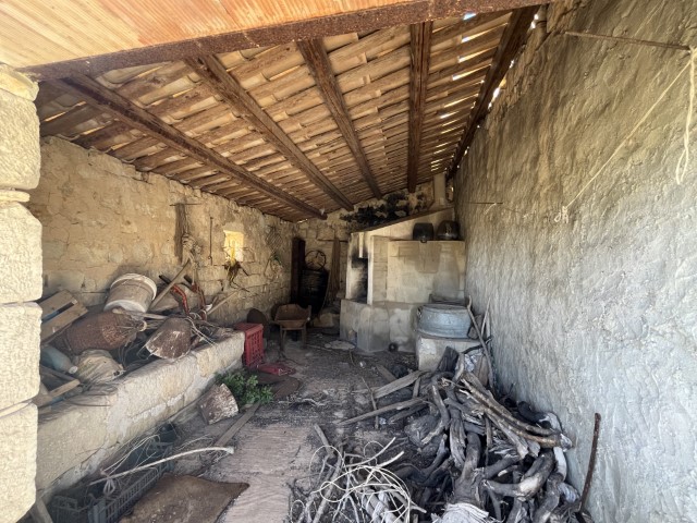 Image No.15-5 Bed Property for sale