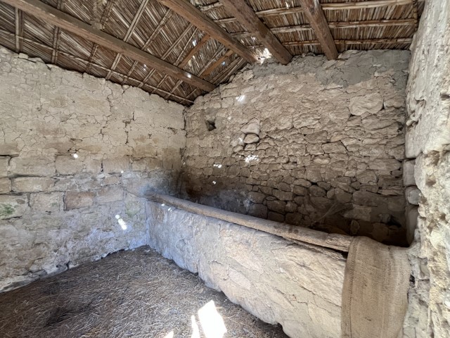 Image No.24-5 Bed Property for sale