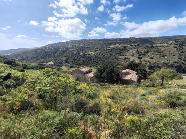 Image No.35-5 Bed Property for sale