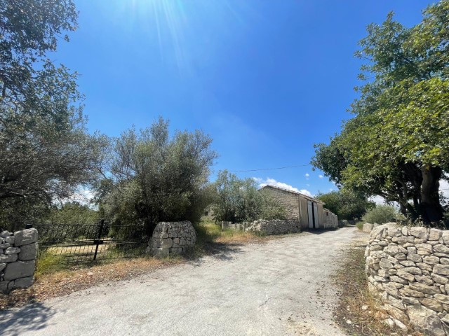 Image No.18-2 Bed Property for sale