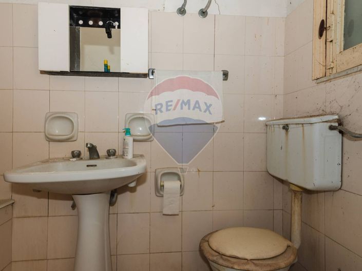 Image No.16-2 Bed House for sale