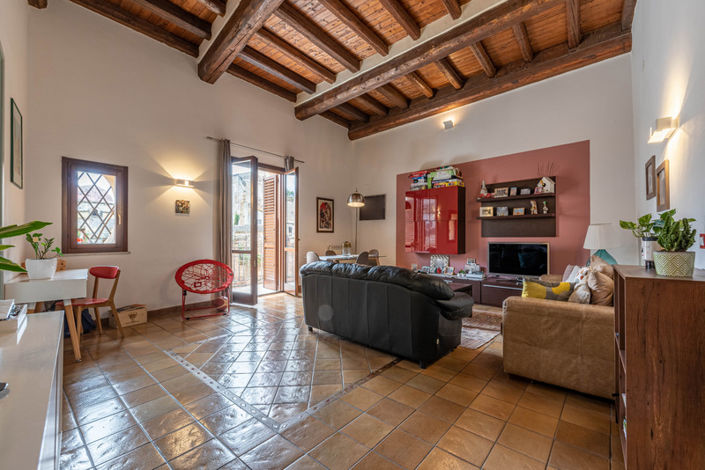 Image No.10-3 Bed Apartment for sale