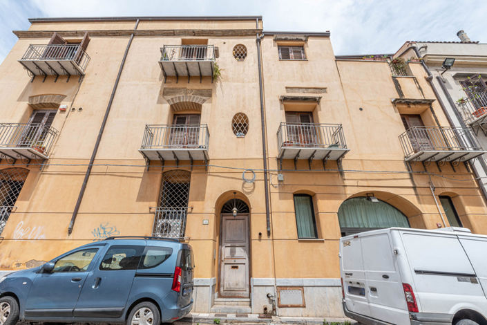 Image No.2-3 Bed Apartment for sale