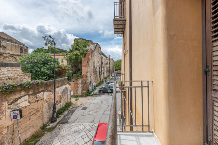 Image No.26-3 Bed Apartment for sale