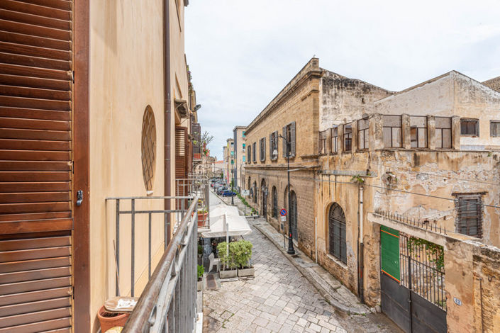 Image No.29-3 Bed Apartment for sale