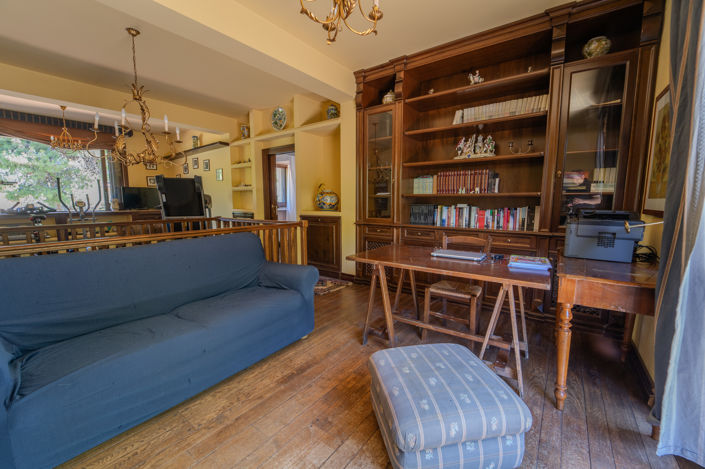 Image No.13-5 Bed Villa for sale