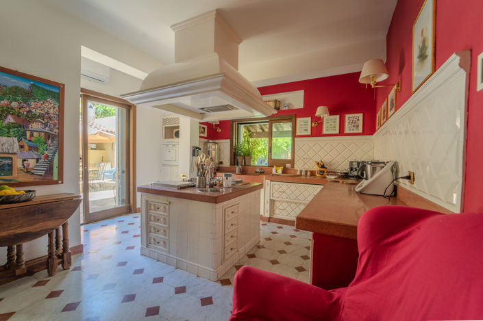 Image No.15-5 Bed Villa for sale